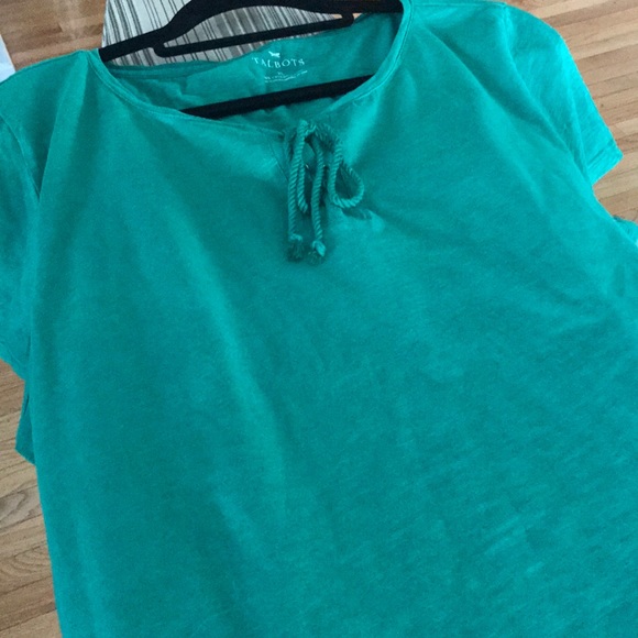 Talbots tee - Picture 4 of 4